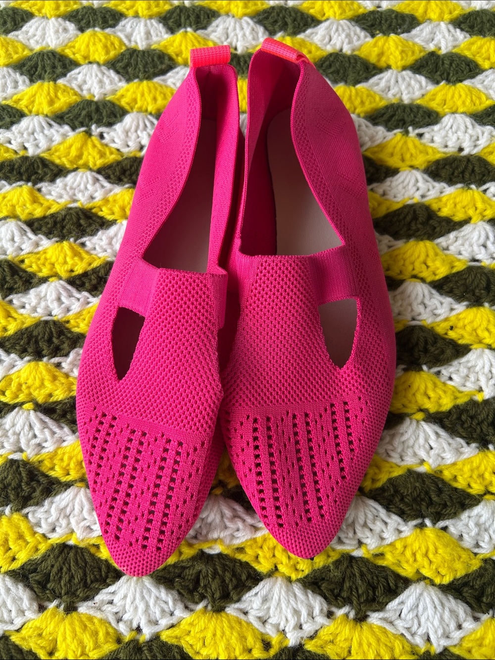 Women’s Knit Slip-On Flats — Hot Pink